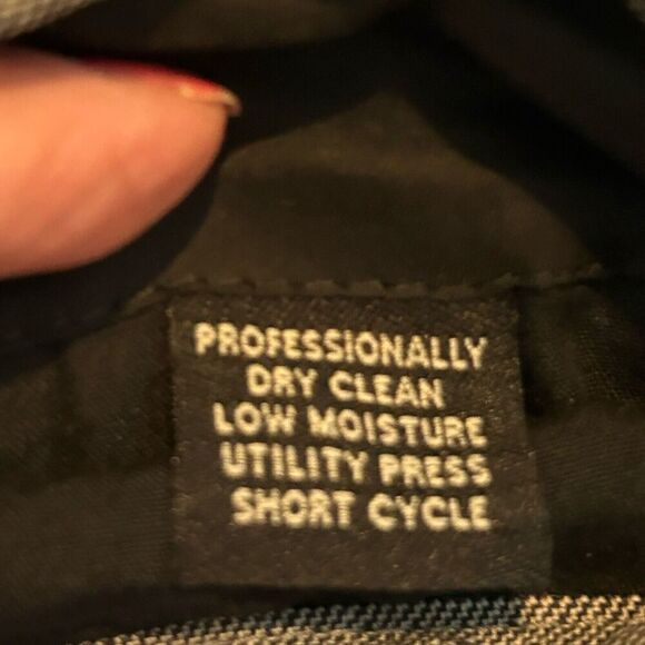 Jos A Bank Men's 40R Gray 2 Button Suit Coat Slim Fit 100% Wool - Picture 5 of 7